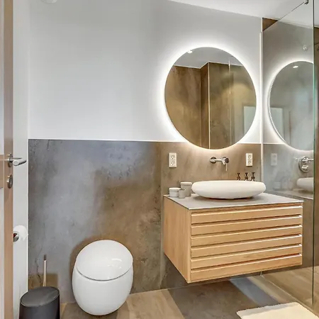3 Bedroom Stunning In Lejlighed