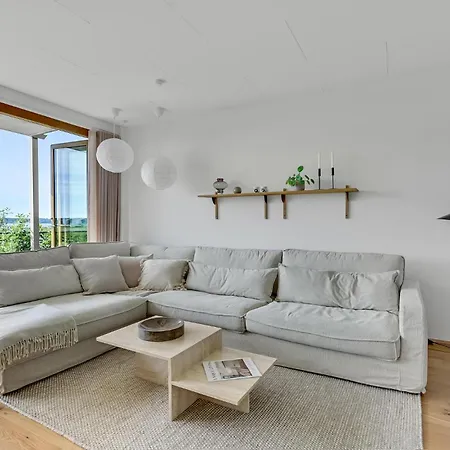 3 Bedroom Stunning In Lejlighed *
